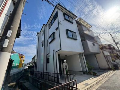 Renovated 2LDK House for Sale in Sakai Higashi Ward — Exterior, Higashi, Osaka