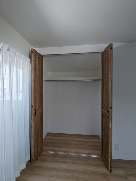 Modern 2020-Built 2LDK House near Rokko Station, Kobe - Thumbnail 2