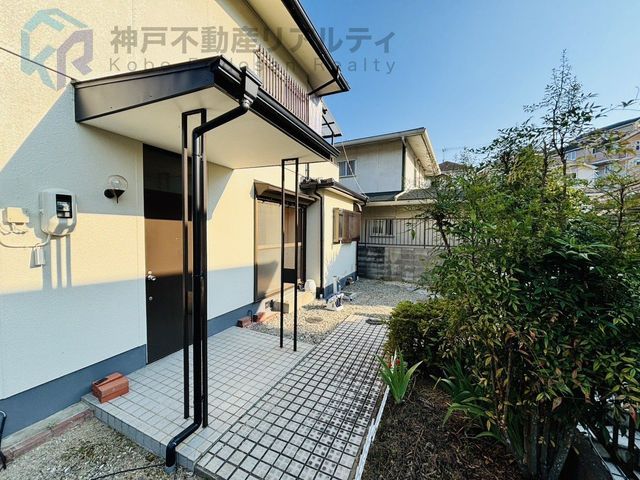 5LDK Detached House for Sale in Shiwadai, Kobe - Thumbnail 2
