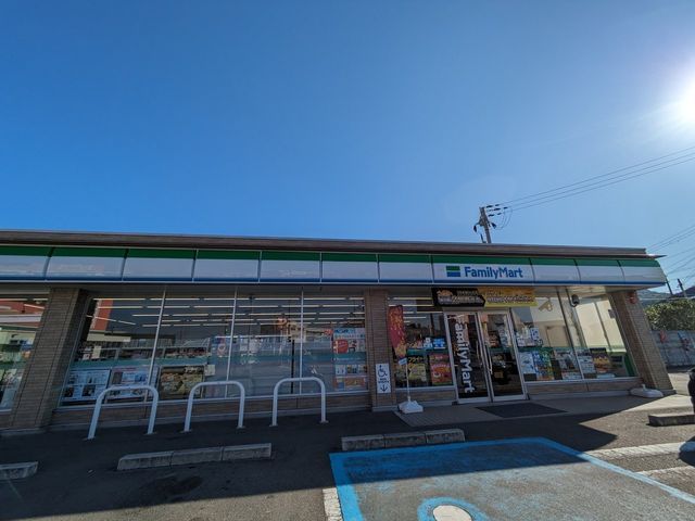 4LDK Detached House for Sale in Wakayama City, Wakayama Prefecture - Thumbnail 2