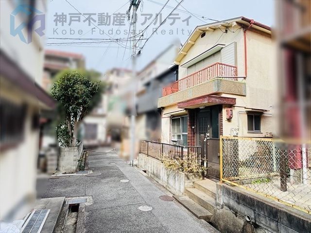South-Facing 3DK House Near Kayogaoka Station, Kobe - Thumbnail 2