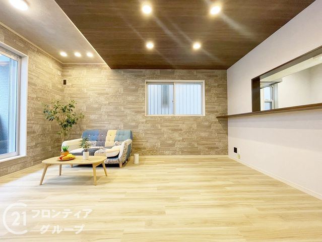 Renovated 4LDK House for Sale in Tennoji, Osaka - Thumbnail 4