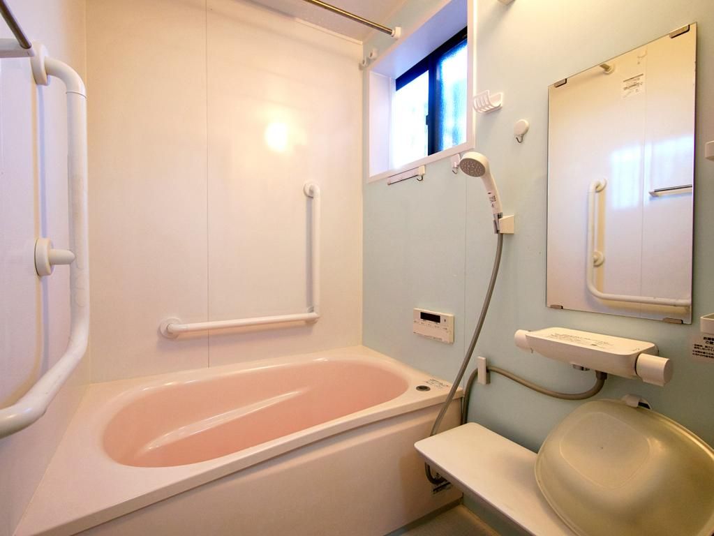 4DK Detached House for Sale in Hirakata, Osaka - Thumbnail 3