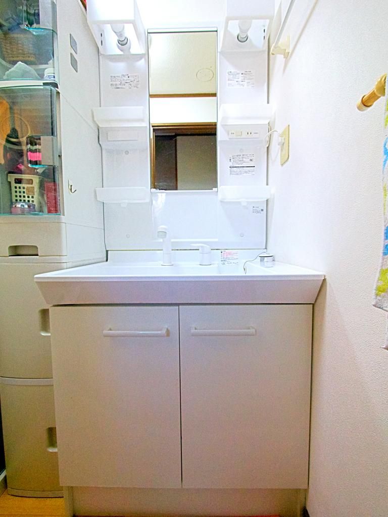 4DK Detached House for Sale in Hirakata, Osaka - Thumbnail 4