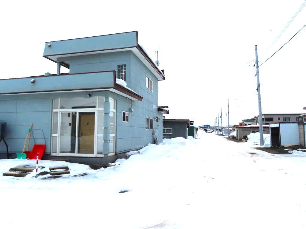4LDK Corner Lot House for Sale in Kitami, Hokkaido - Thumbnail 3