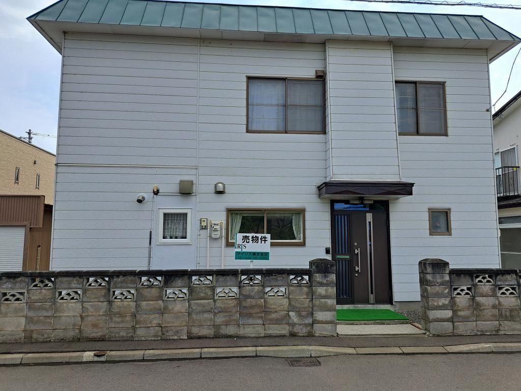 Renovated 6LDK Block House for Sale in Asahikawa, Hokkaido - Thumbnail 2