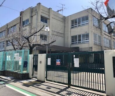 8DK Shop-House with Rooftop in Sakai, Osaka for Sale - Thumbnail 2