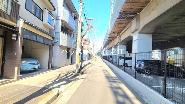 Renovated 4LDK House Near Suminoe Station, Osaka - Thumbnail 2