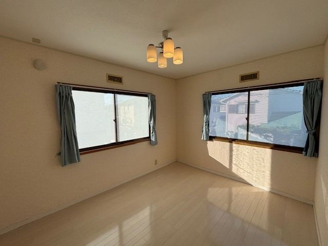 5LDK Renovated House for Sale in Sakai, Osaka - 2299万 Yen - Thumbnail 4