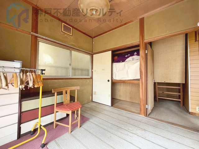 4LDK Detached House for Sale in Kobe's Nada Ward - Thumbnail 3