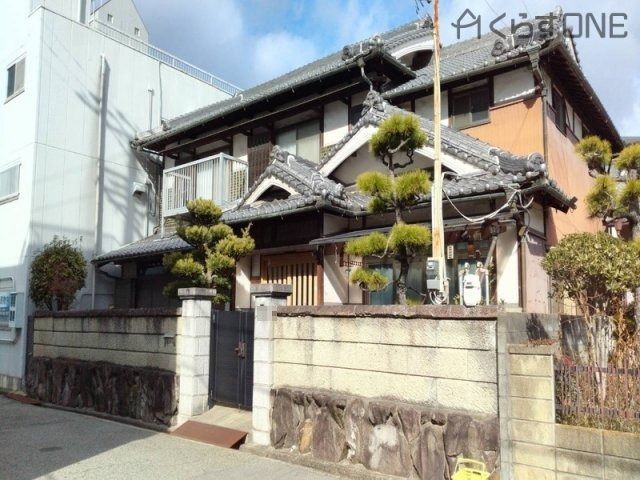 Spacious 7SLDK House for Sale in Himeji, Hyogo - Thumbnail 2