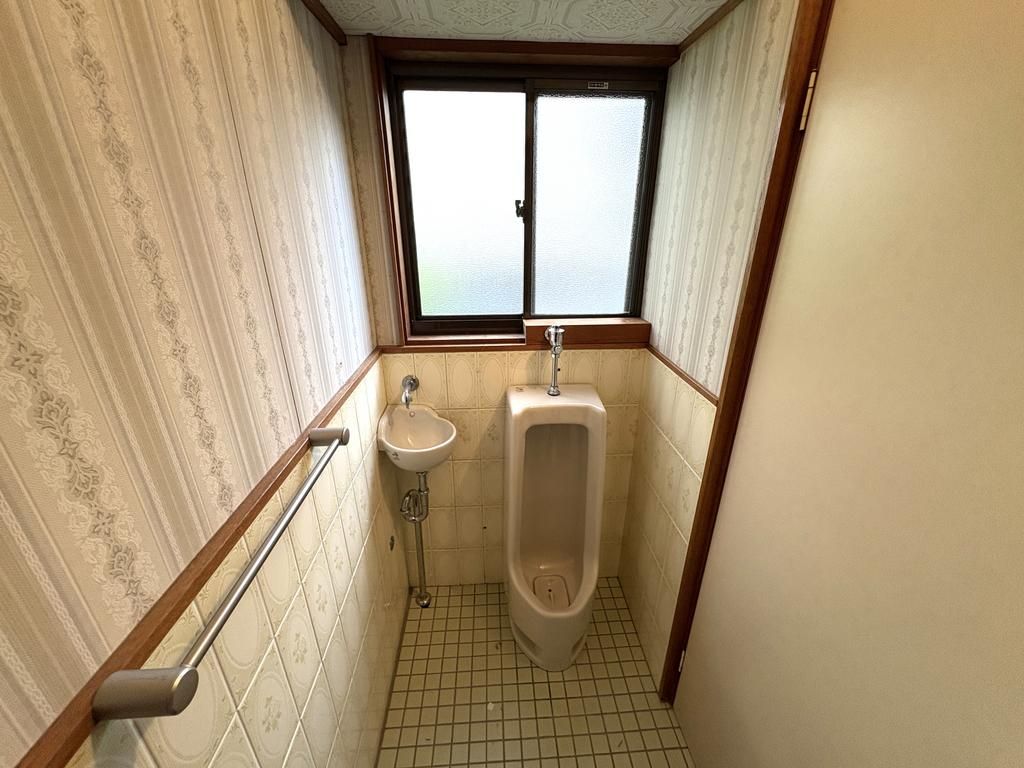 7DK Detached House with Garden for Sale in Obama, Fukui - Thumbnail 4