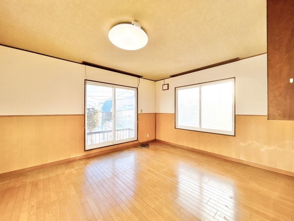 5SLDK Detached House for Sale in Tomakomai, Hokkaido - Thumbnail 4