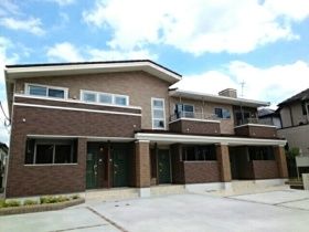 2-Story Wooden Apartment in Tsuzuki-ku, Yokohama - Thumbnail 2