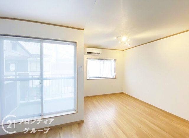 4SLDK Detached House for Sale in Higashiosaka, Osaka - Thumbnail 4