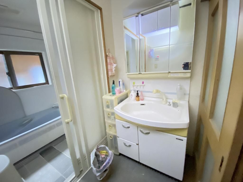 5K Wooden House on 409 sqm Land in Hofu, Yamaguchi - 6 Million Yen - Thumbnail 4