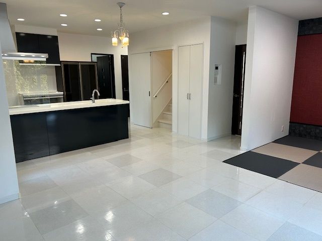 5LDK Detached House for Sale in Katsuragi, Wakayama - 117.17 sqm - Thumbnail 3