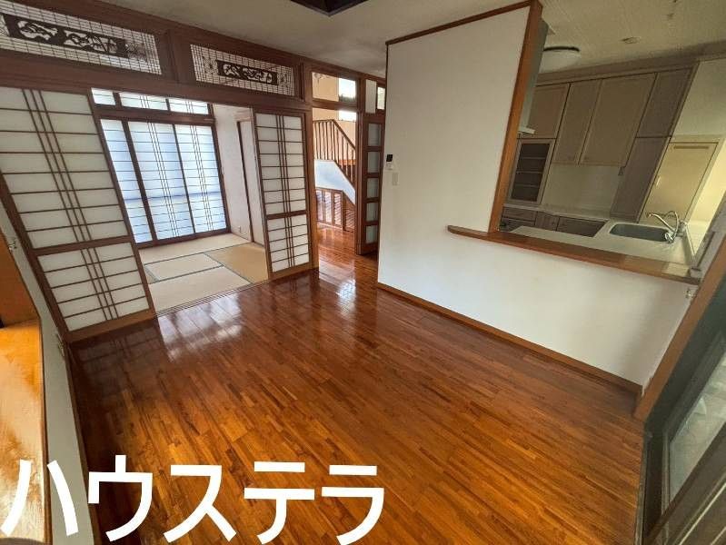 3LDK House for Sale in Okinawa City, Okinawa - Thumbnail 4