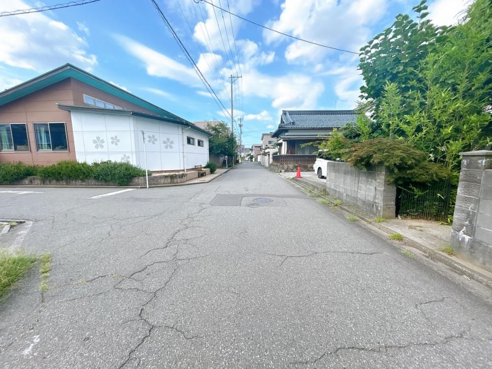 Renovated 4LDK House in Fukui City Near Nishibetsuin Station - Image 1