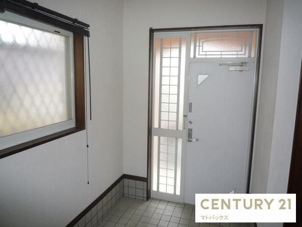 4LDK Used House for Sale in Iwade, Wakayama - 96.45 sqm - Thumbnail 2
