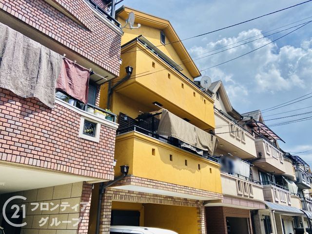 4LDK House for Sale in Kadoma, Osaka - 110.61 sqm - Thumbnail 4
