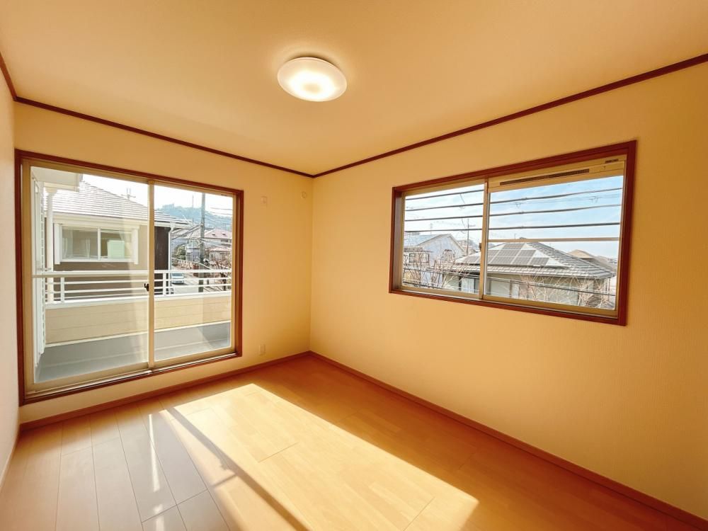 Renovated 5LDK Detached House for Sale in Kobe Kita Ward - Thumbnail 4