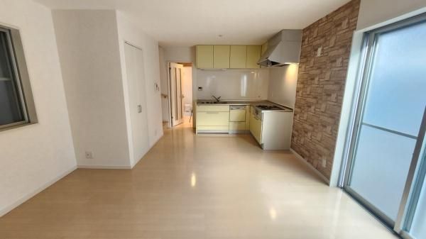 4LDK Detached House for Sale in Higashiosaka, Osaka - Thumbnail 4