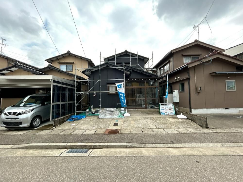 Renovated 2LDK House in Nonoichi, Ishikawa | 1899万 Yen - Thumbnail 2