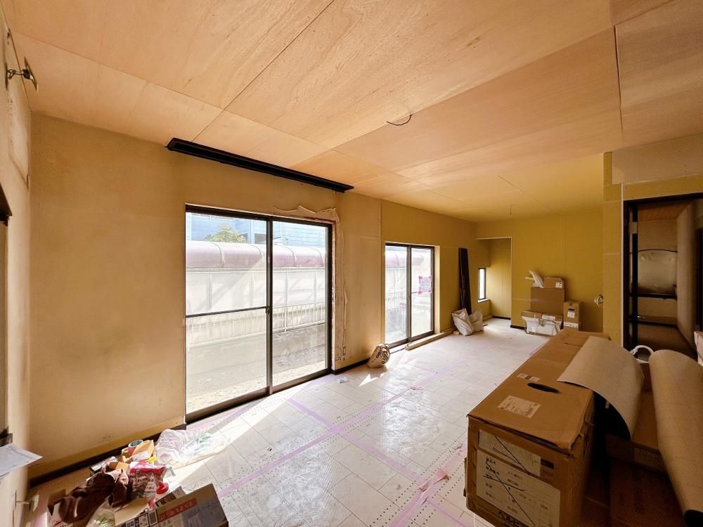 Renovated 3LDK House in Himeji with 2-Year Warranty - Thumbnail 3