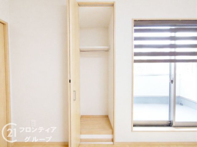 Modern 2LDK House in Mukō City, Kyoto | 2016 Build - Thumbnail 4