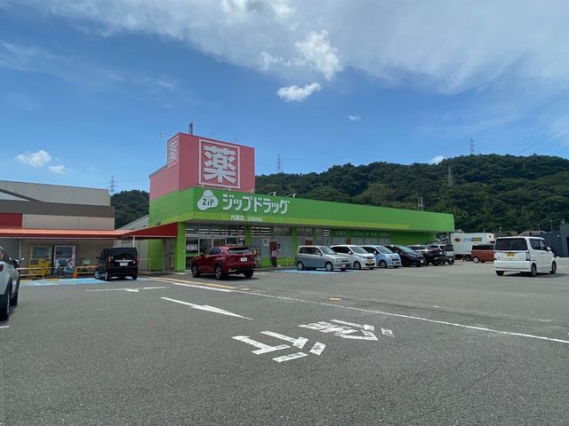 7DK RC House for Sale in Wakayama City with Parking - Thumbnail 4