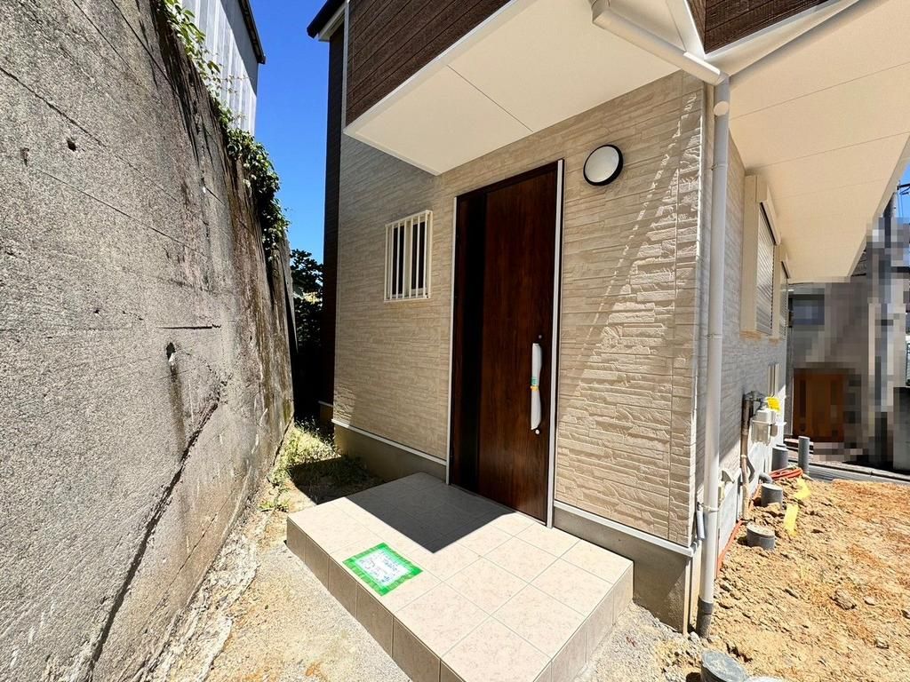 New 2024 4LDK House in Sakai Mihara Ward with East Sunlight - Thumbnail 3