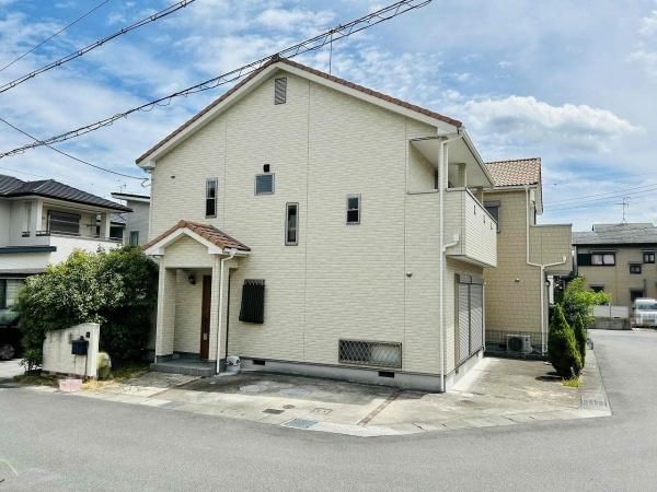 4SLDK House for Sale in Yamatotakada, Nara - 105 sqm - Image 1