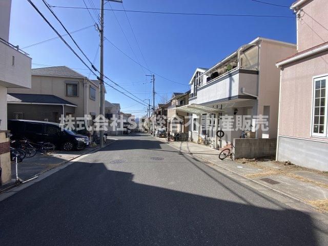 Renovated 3SLDK House in Quiet Higashi-Osaka | Near School - Thumbnail 3