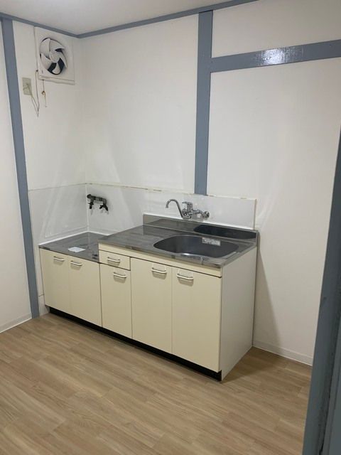 Osaka Yodogawa 3K Terrace House for Sale Near Mikkuni Station - Thumbnail 3