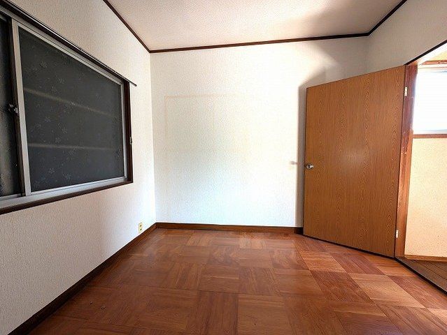 4LDK House for Sale in Kakogawa City, Hyogo - 6.5M Yen - Thumbnail 3