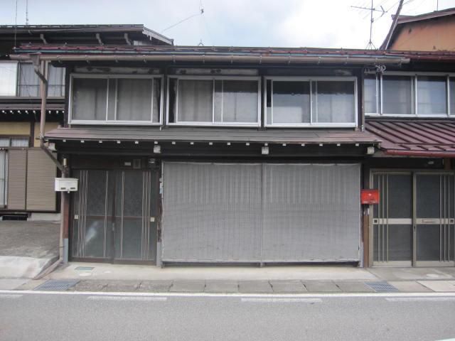Historic 1910 Wooden House in Hida City Furukawa District - Thumbnail 2