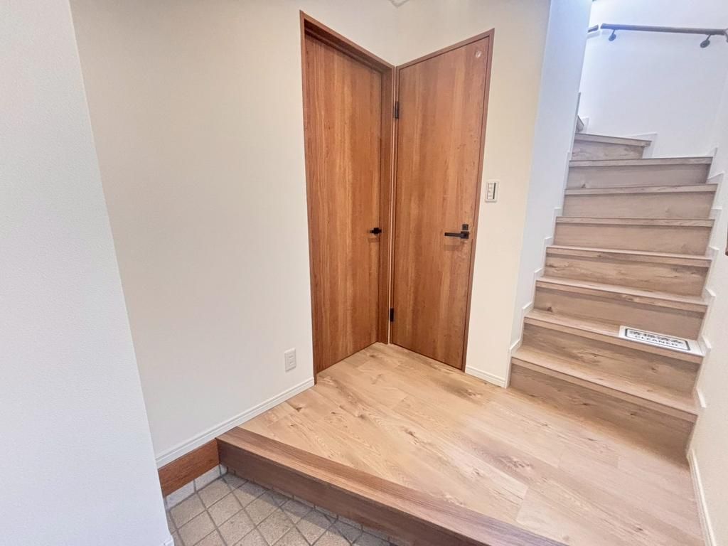 Renovated 3LDK House in Moriguchi, Osaka - 92.72 sqm - Thumbnail 2