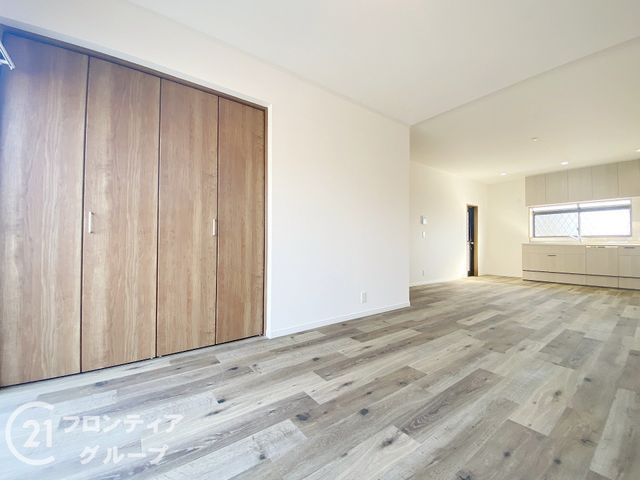 3LDK House with 3 Parking Spaces in Kobe Nishi Ward - Thumbnail 3