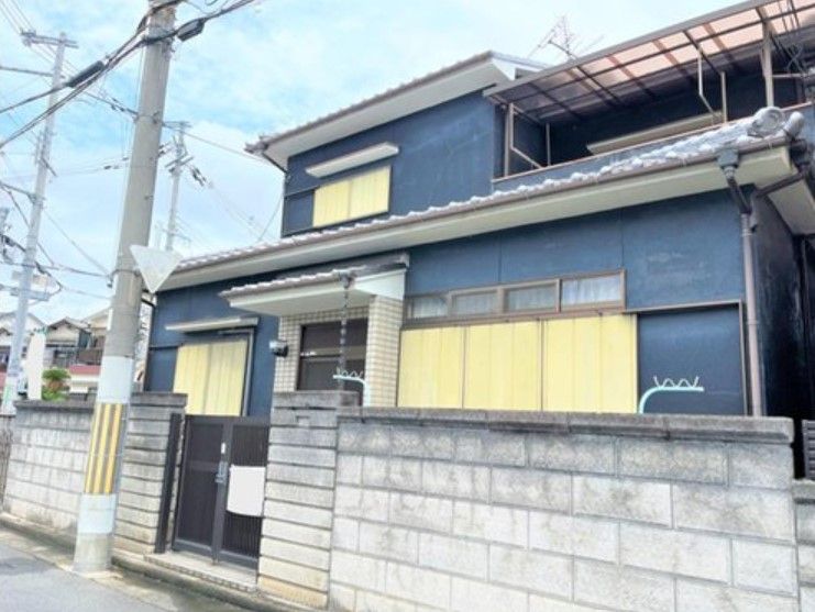 6DK House on Corner Lot in Yao City, Osaka - Thumbnail 2