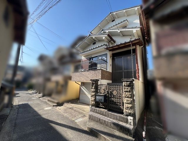 Renovated 5DK House Near Yuzaki Station, Nara - Thumbnail 2