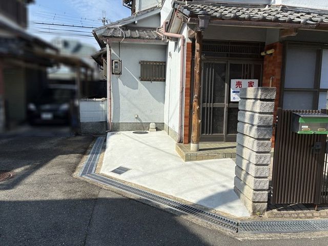 Renovated 5DK House for Sale in Habikino, Osaka - Thumbnail 3