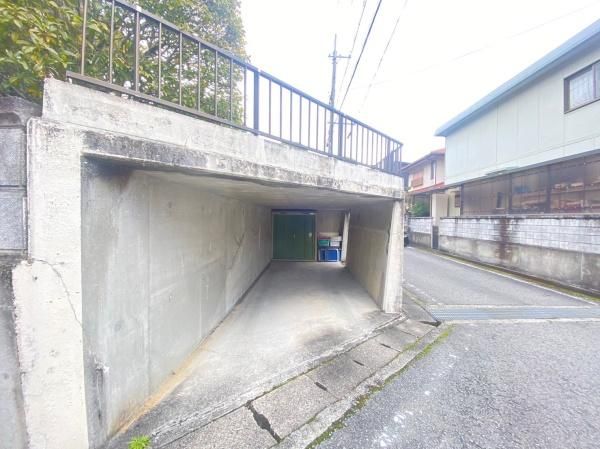 5LDK Detached House for Sale in Iwade, Wakayama - Thumbnail 3