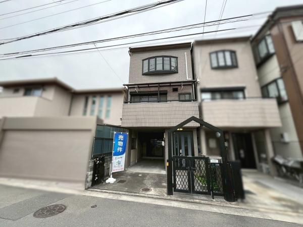 5LDK Steel Frame House for Sale in Higashi-Osaka, Osaka - Thumbnail 2