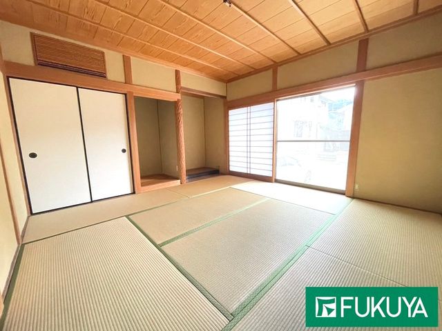 5SLDK Family Home in Kobe Suma Ward with Recent Renovations - Thumbnail 4