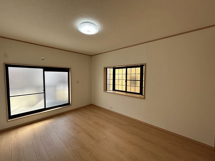 Renovated 3LDK House Near Minoose Station, Shimamoto, Osaka - Thumbnail 3
