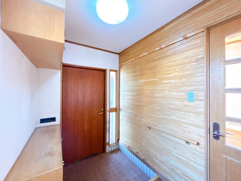 4LDK Detached House for Sale in Asahikawa, Hokkaido - Thumbnail 2