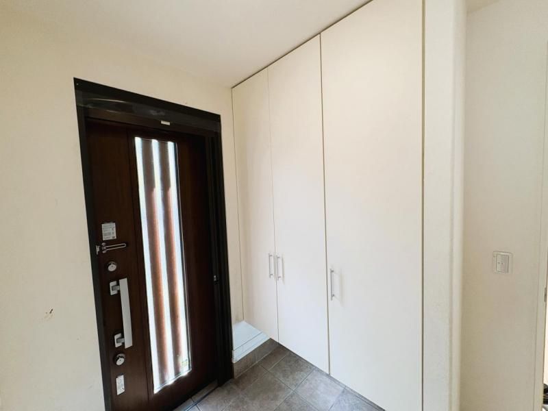 Toyota Home 5SLDK House with Vaulted Ceiling in Kobe Nishi Ward - Thumbnail 4