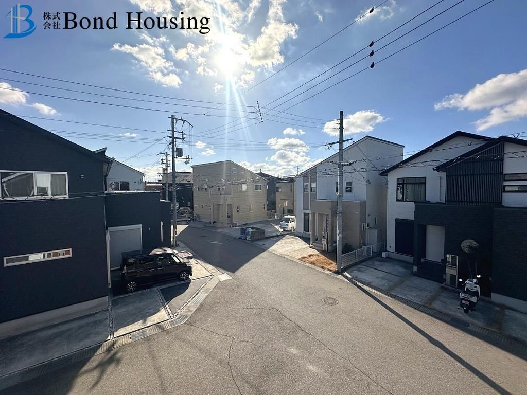 4LDK Detached House for Sale in Akashi City, Hyogo Prefecture - Thumbnail 2