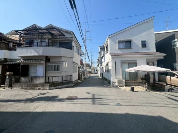 Renovated 3DK Wooden House for Sale in Moriguchi, Osaka - Thumbnail 2